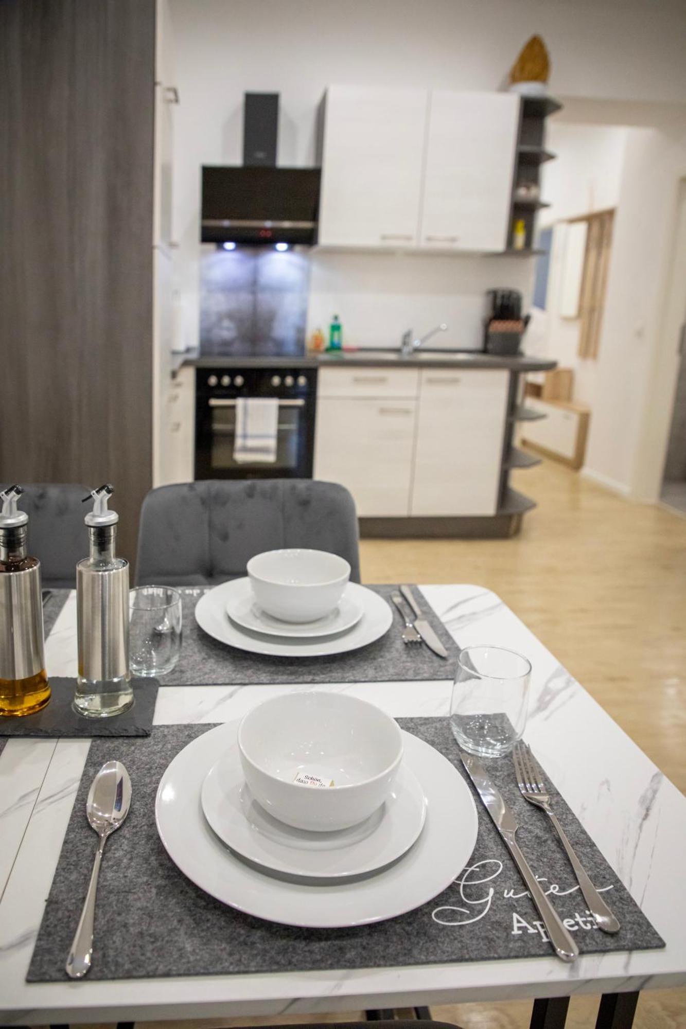 Hannibal - Design Magnolia 1, Vw Naehe, Parkplatz, Kueche, Highspeed-wlan, Fitness, Solarium Apartment